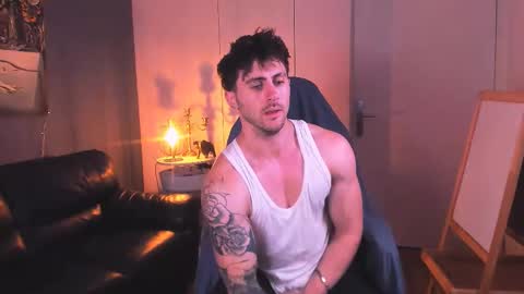 Snapshot of oscar_miller_ chatting on September 12, 9:28 pm Oscar online show from September 12, 9:28 pm