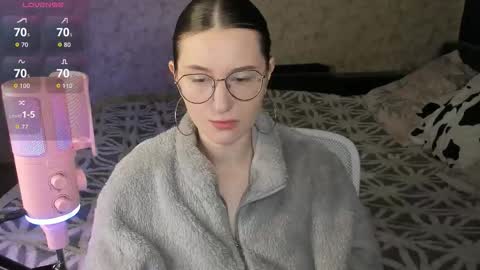 Leliana online show from December 3, 8:31 pm