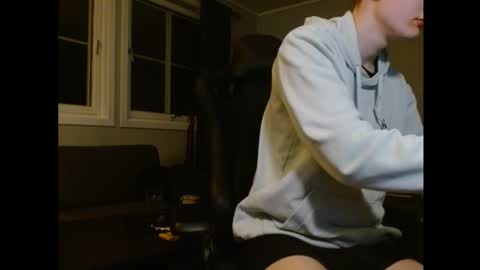 Oskar online show from November 1, 8:30 pm