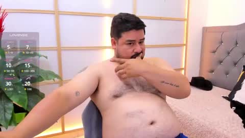 Bear Gael online show from June 19, 5:41 pm