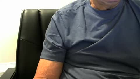 Ossi online show from November 2, 2:55 am