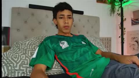 ostin 18hot online show from July 1, 2:20 am