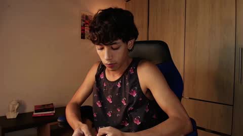 ostin 18hot online show from December 31, 1:15 am