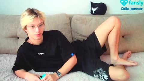 Ostin online show from February 15, 8:11 am