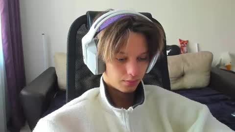 Ostin online show from October 3, 8:22 am