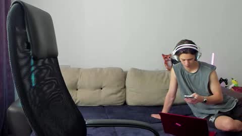 Ostin online show from February 27, 5:22 am