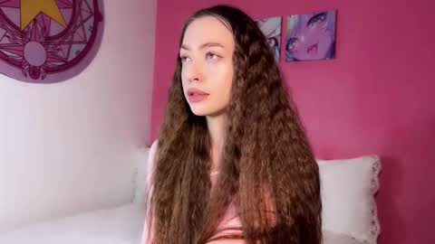 outerspace2000 online show from November 24, 12:26 pm