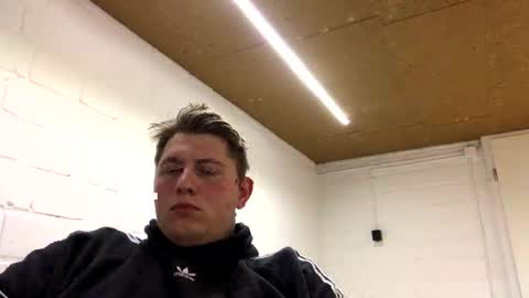 outflayd online show from February 18, 7:13 pm