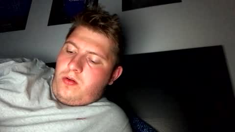 outflayd online show from April 29, 1:21 am