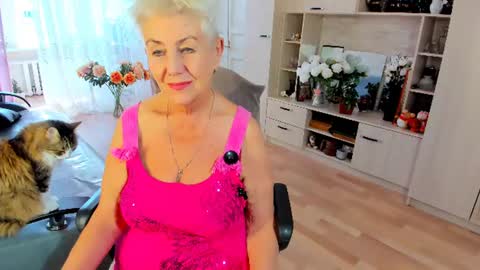 Alla online show from July 29, 10:48 am