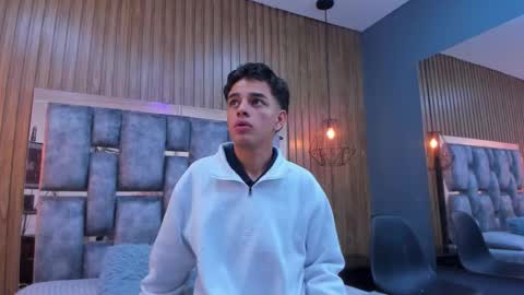 Owen Johnson online show from December 14, 11:49 am