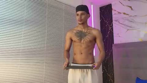 owen blaze online show from June 25, 3:36 am