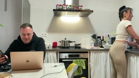 owlyfuns online show from March 21, 6:23 pm