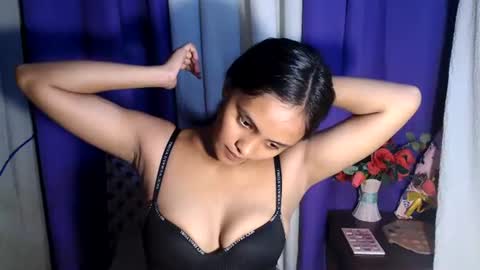 oxana_wetpussy online show from July 4, 7:56 am