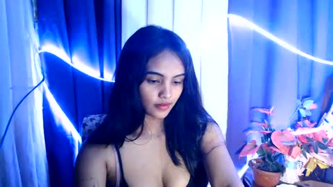 oxana_wetpussy online show from July 12, 6:49 am