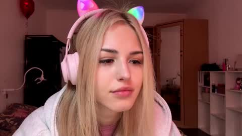 Eva online show from March 2, 7:15 am