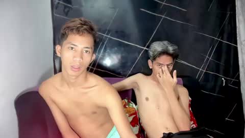 p1noytwink_xel online show from July 24, 8:17 pm