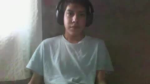 p4k0 online show from March 8, 7:42 pm