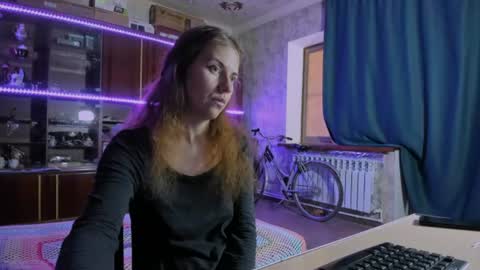 Ella online show from July 2, 6:40 am