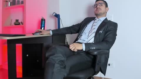 pablo rincon95 online show from February 13, 2:42 pm