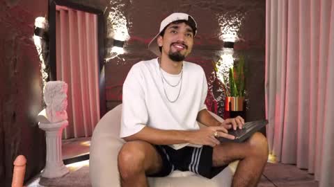 pablo online show from April 30, 2:38 am