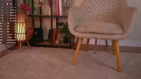 Kimlovense is activeThere are legends that in this room all your wishes can come true  Private is Open online show from July 29, 8:53 pm