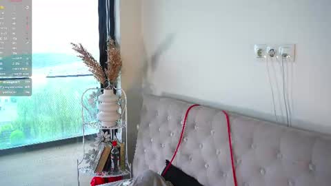 Kimlovense is activeThere are legends that in this room all your wishes can come true  Private is Open online show from July 28, 11:17 am