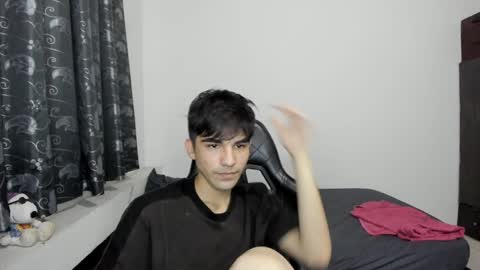 Snapshot of pakun_ chatting on January 11, 12:33 am pakun_ online show from January 11, 12:33 am