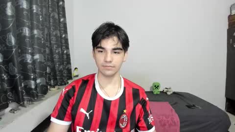 Snapshot of pakun_ chatting on October 8, 2:19 am pakun_ online show from October 8, 2:19 am