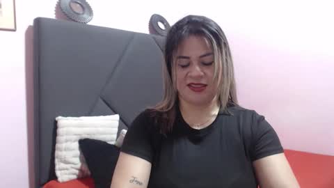 pamela_echeverria online show from November 11, 11:01 am