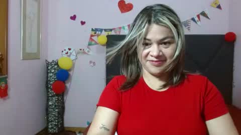 pamela_echeverria online show from July 13, 11:36 am