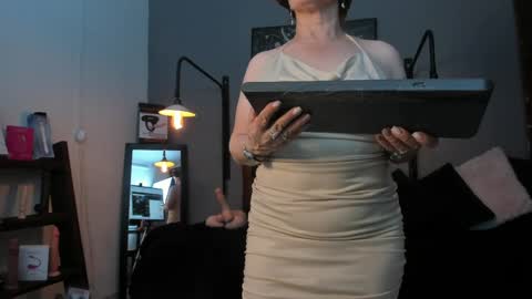 pamela_mature41 online show from June 1, 2:13 am