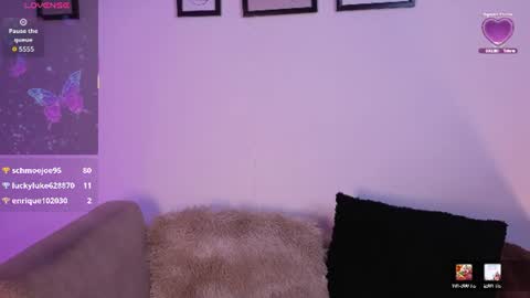 pamela_tomas4 online show from July 28, 6:20 pm