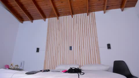 pamelamendez_1 online show from July 13, 11:19 pm