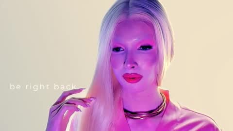 Pamelamy online show from November 17, 7:05 pm