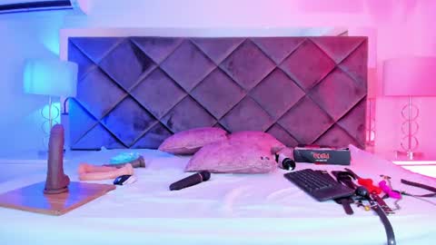 Pamela Ponce online show from July 1, 4:26 pm