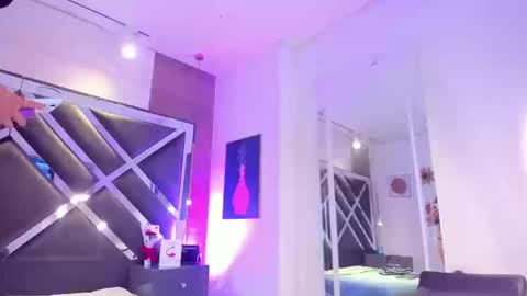 pam  online show from March 12, 8:01 pm