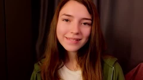 Snapshot of pamilarakestraw chatting on October 19, 10:58 pm daniella online show from October 19, 10:58 pm