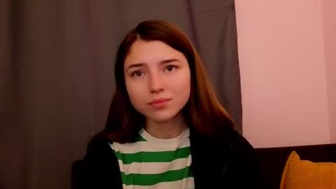Snapshot of pamilarakestraw chatting on October 18, 10:58 pm daniella online show from October 18, 10:58 pm