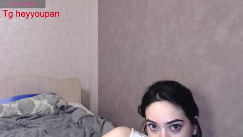 pandorawithlove online show from February 13, 7:10 pm