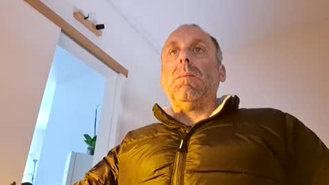 pansak1973 online show from February 28, 10:20 am