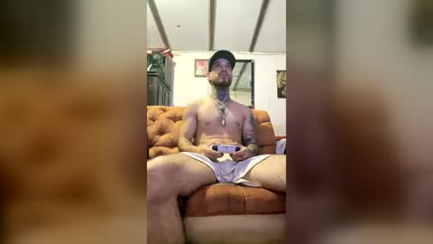 panthers_room online show from June 18, 10:53 am