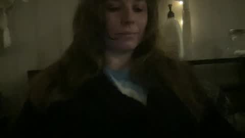 Pantiesofthefae online show from May 1, 9:58 am