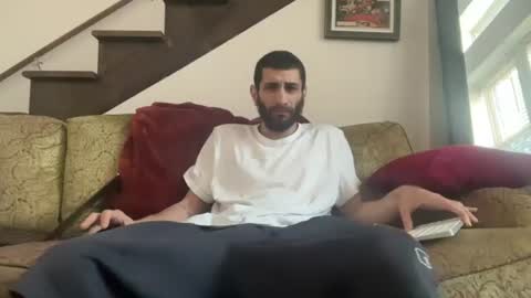 PantsLessTraveler online show from July 5, 12:34 pm