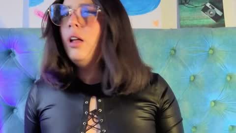 Paola Lyon online show from February 27, 7:50 pm