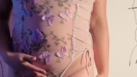 Paola Lyon online show from February 20, 7:05 pm