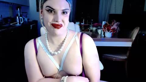 Sarina Williams online show from March 15, 1:03 pm