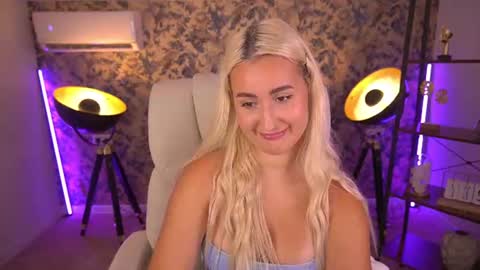 Lia online show from July 22, 3:47 pm