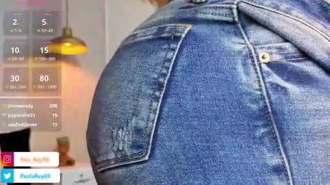 paolarey_ online show from March 10, 11:07 pm