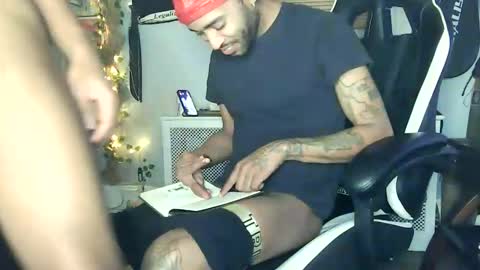 papian0 online show from December 3, 5:52 am